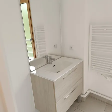 Chez Sibylle Chevreuse Saclay 아파트