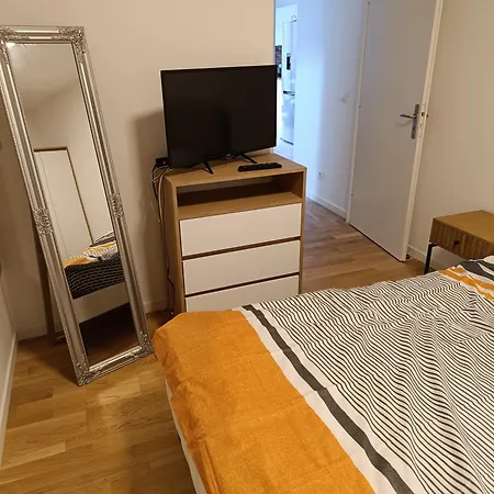 Lägenhet Chez Sibylle Chevreuse Saclay *